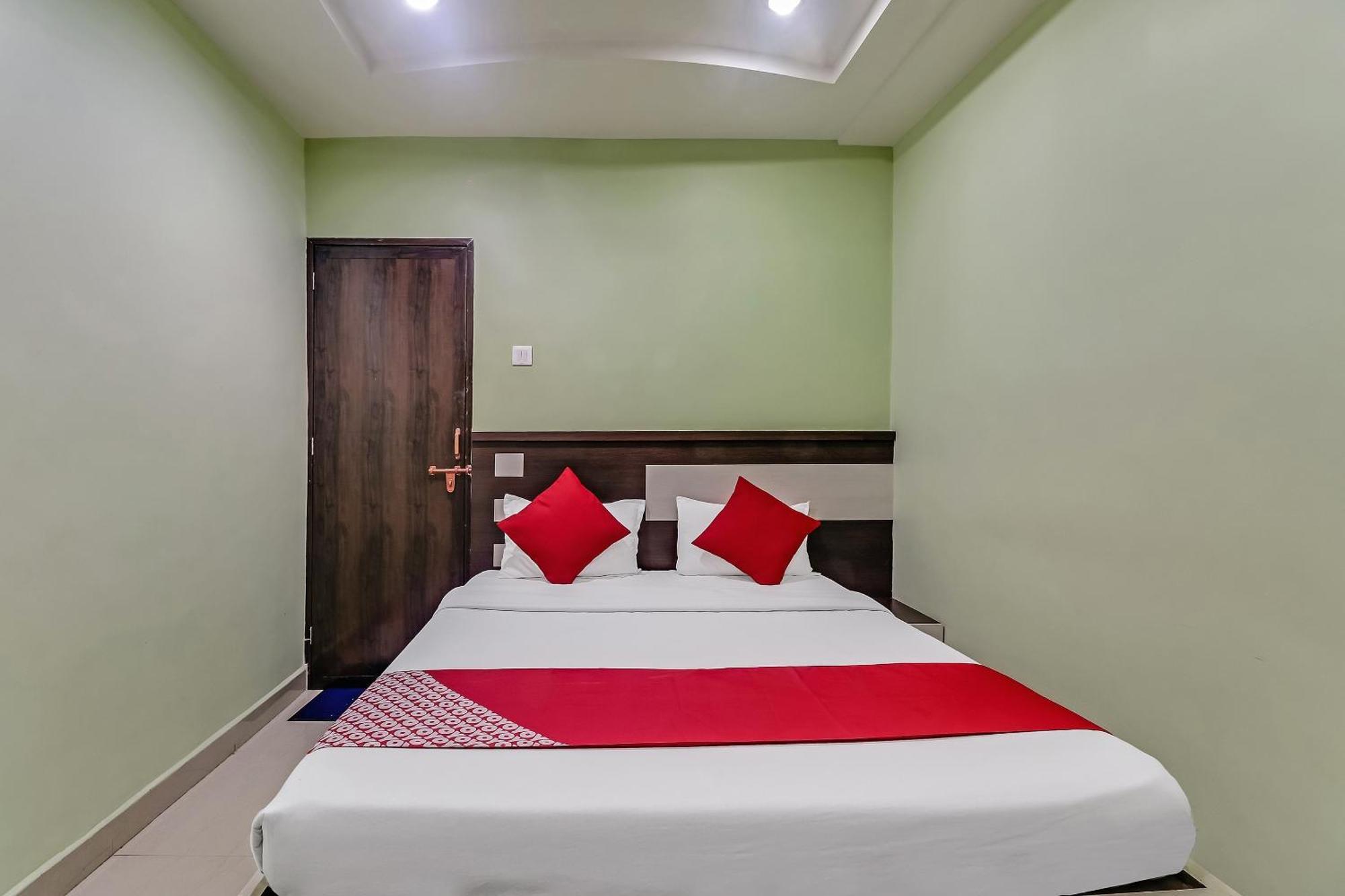 Blossom Suites Bangalore Exterior photo
